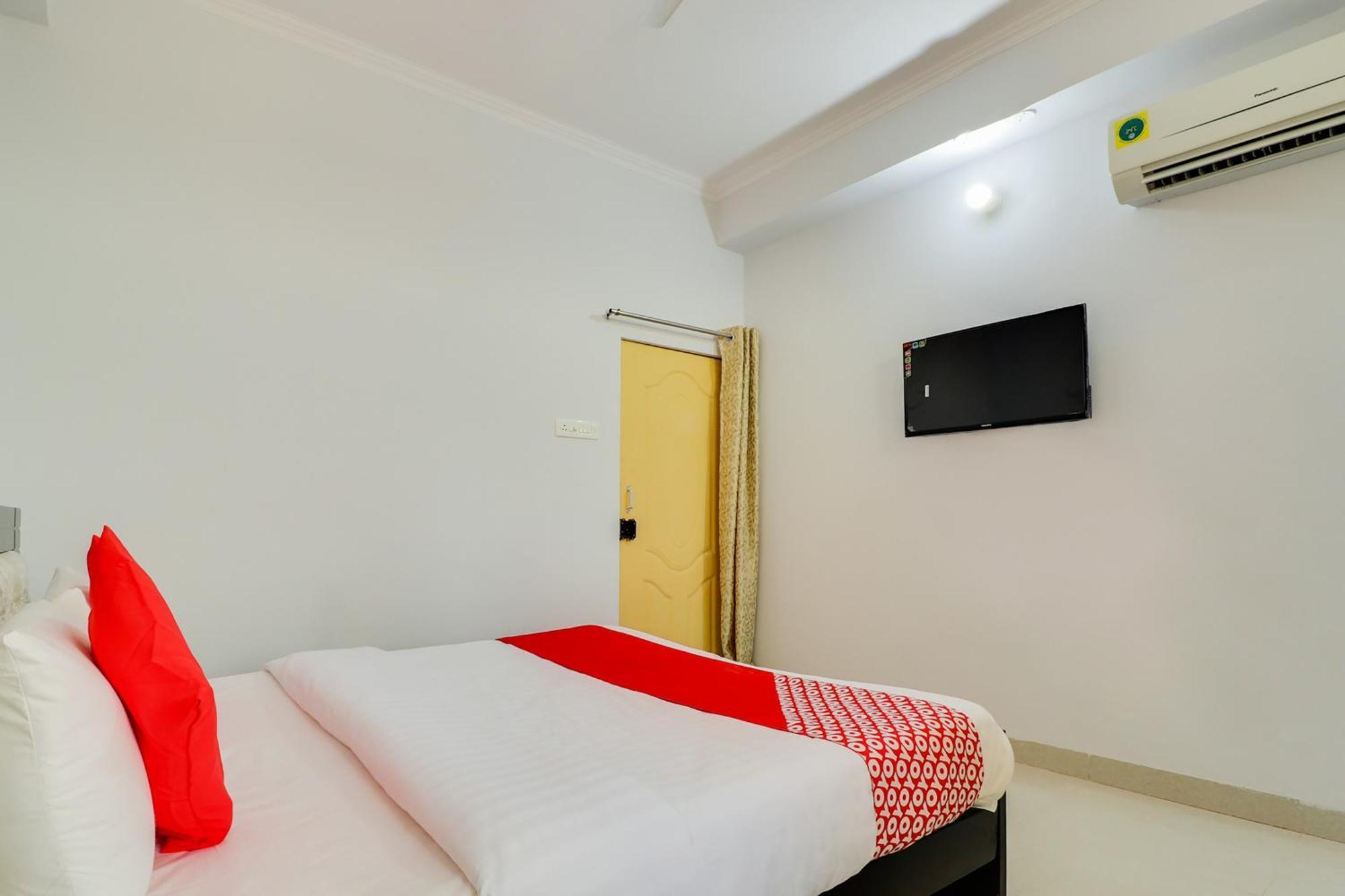 Hotel O Vgs Chinhat 외부 사진